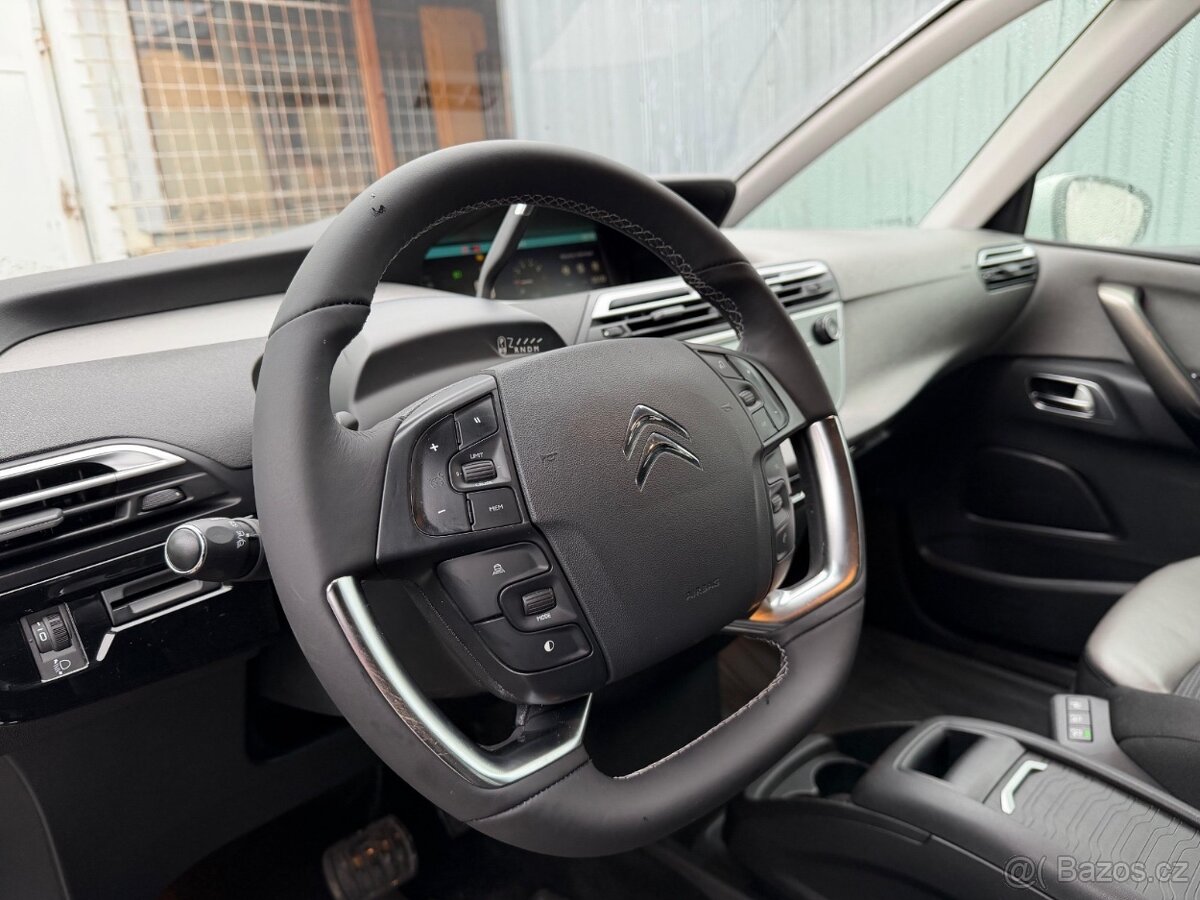 Citroen Grand C4 Space Tourer - 10