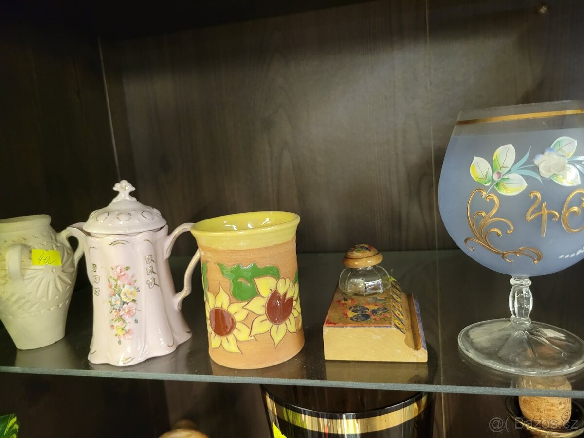 Křišťál a porcelán - 10