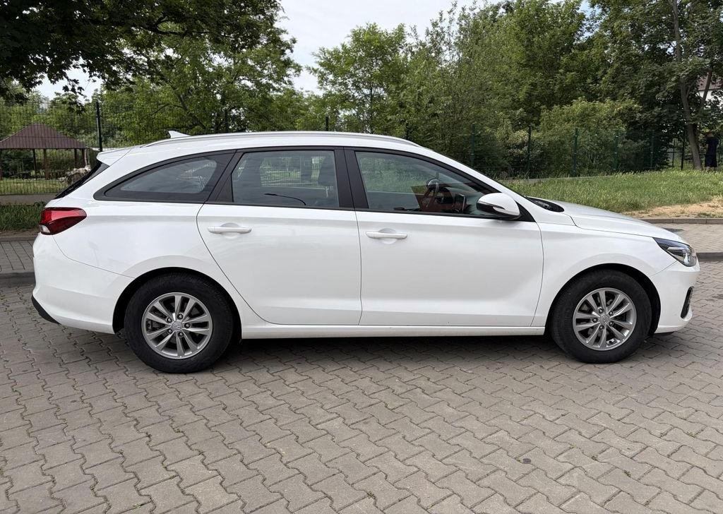 Hyundai i30, 1.6 CRDi automat - 10