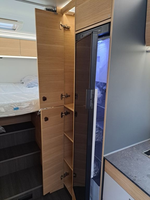 Adria Coral XL 660 SL AXESS 2024 140PS man. - 10