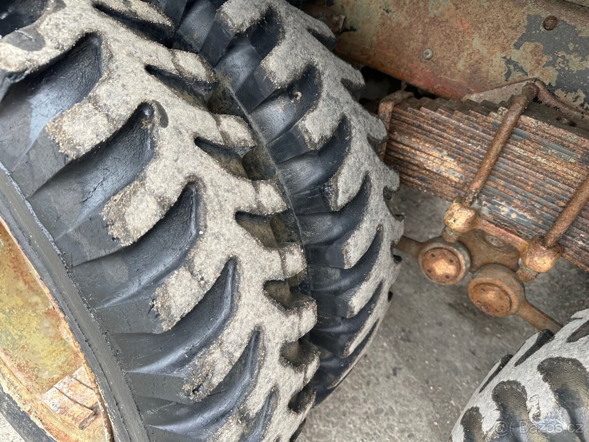 PRAGA V3S 6X6 1994 VIN 446 - 10