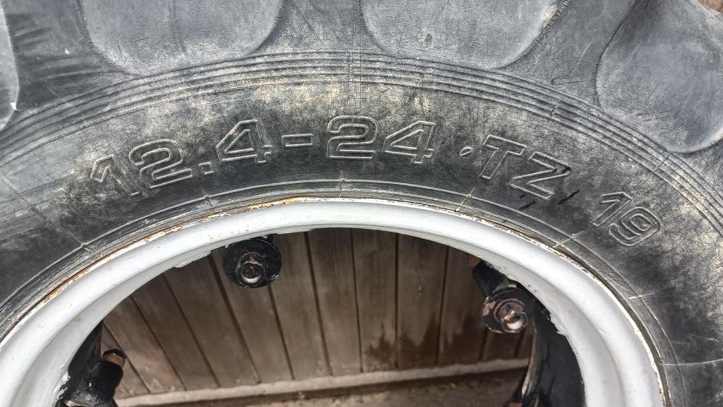 Přední hnaná náprava na Zetor 8045-10045 - 10