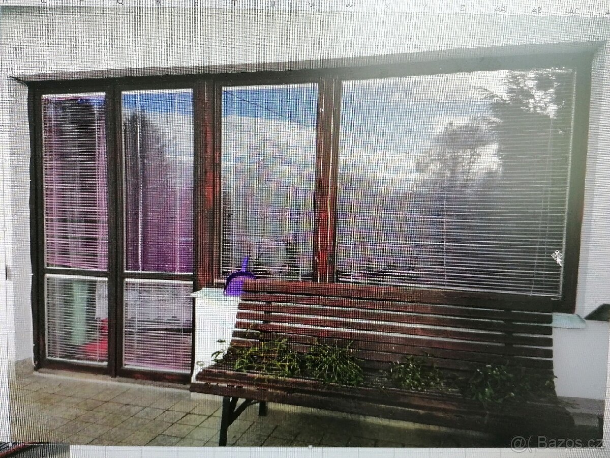 Vybourané okna - 10