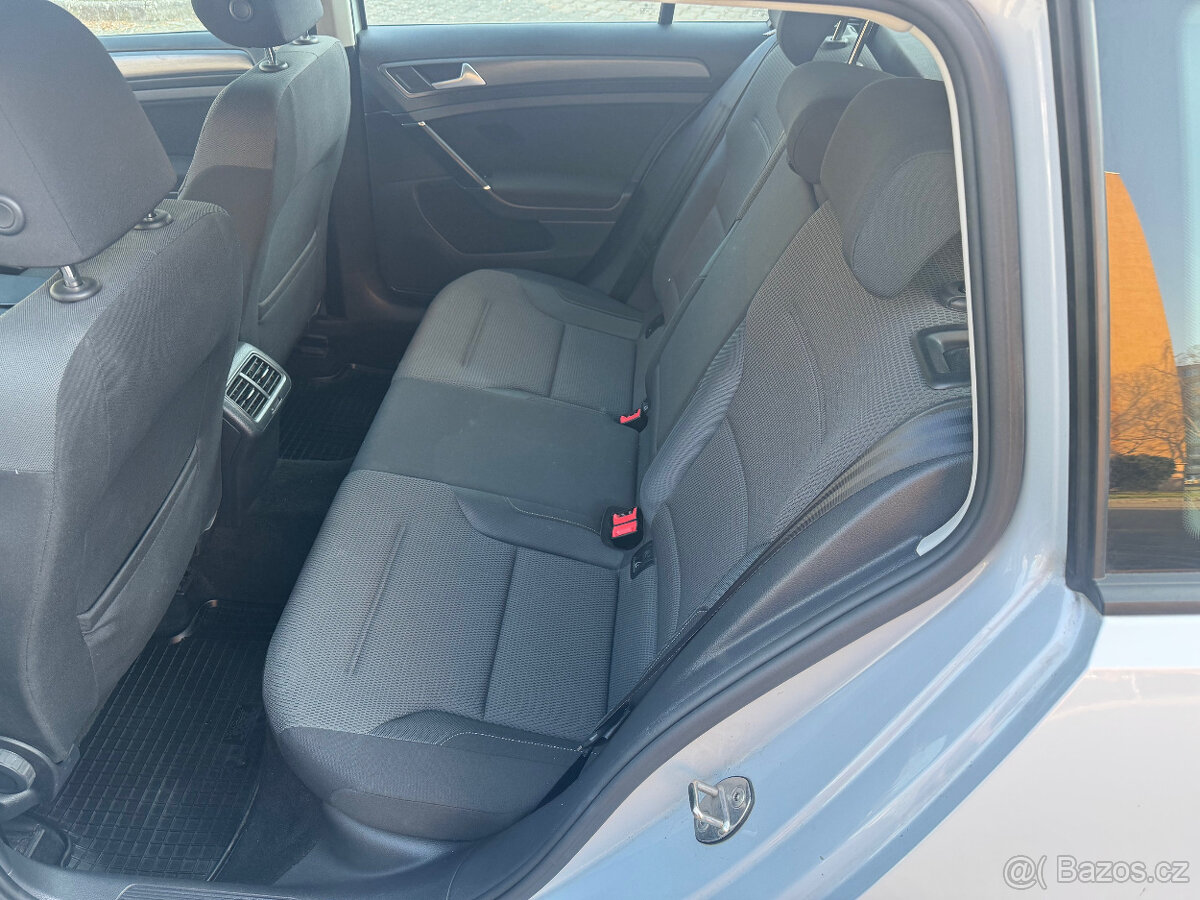 VW Golf VII Variant/combi 1,0 TSi 81 kw ComfortlineSLEVA - 10