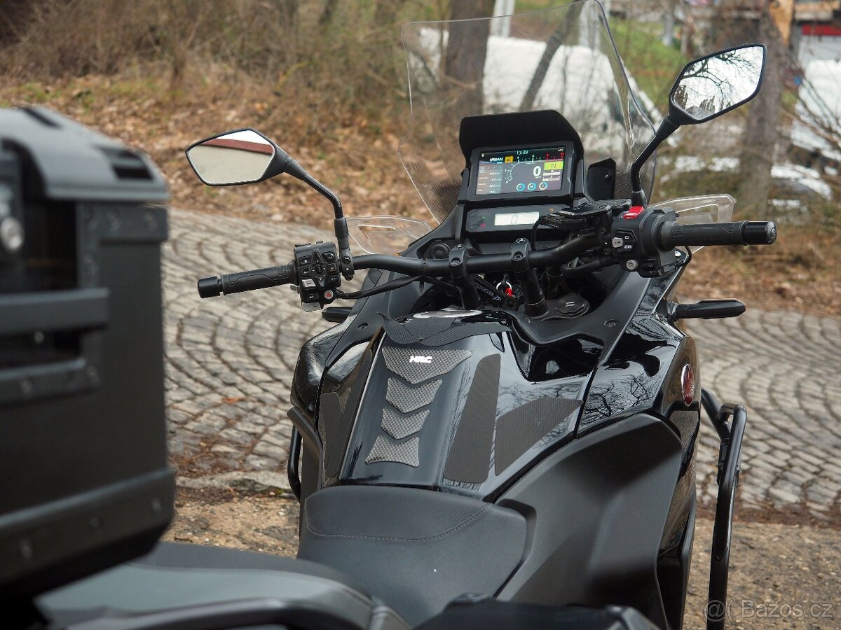 Honda NT1100 DCT, 2022, automatická převodovka - 10