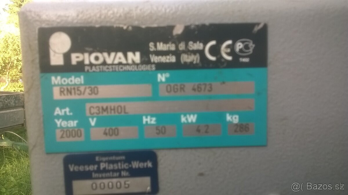 granulátory Piovan - 10