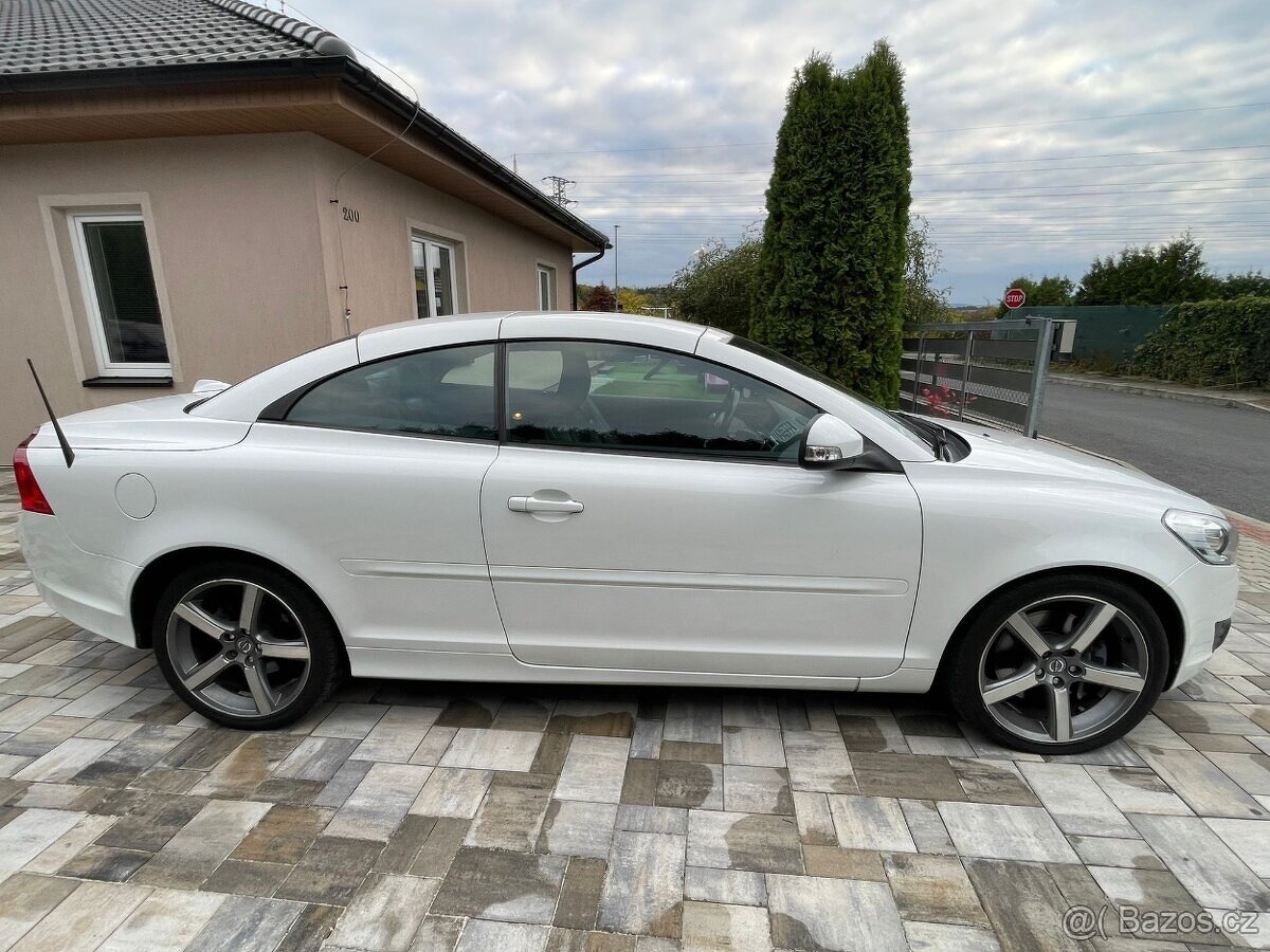 Volvo C70 D4 5válec Summum Automat - 10