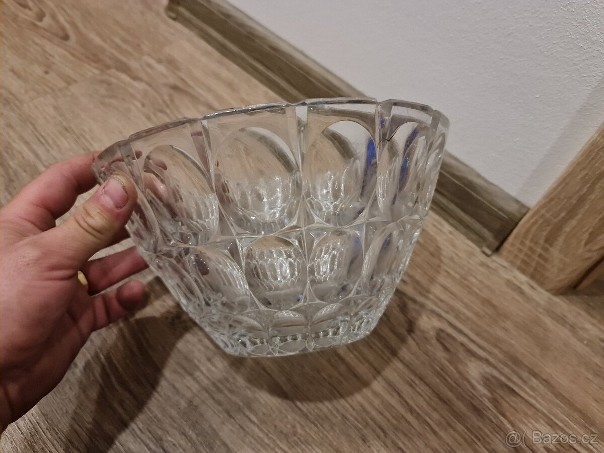 Set skleněných misek a mís - 10