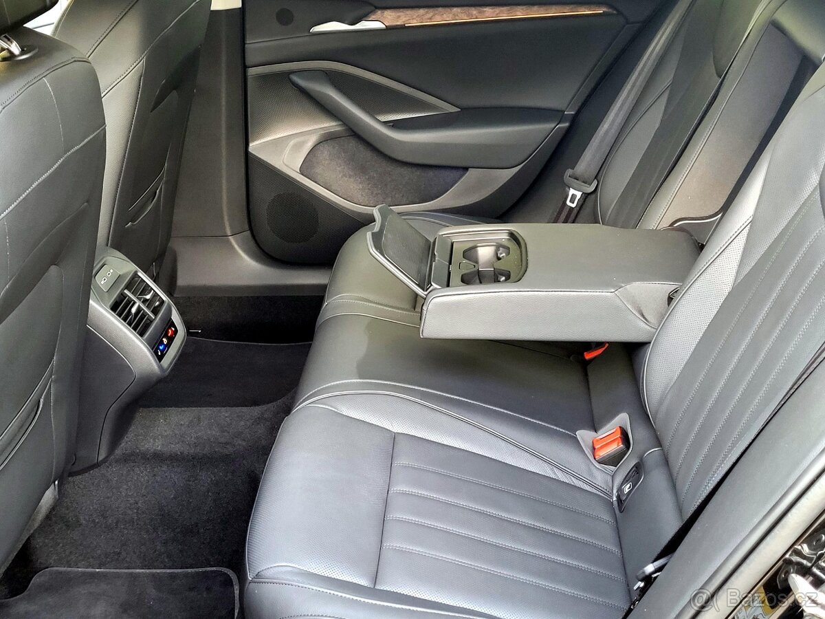 Škoda Superb, 1,5 TSi DSG Laurin&Klement,DPH, málo najeto - 10