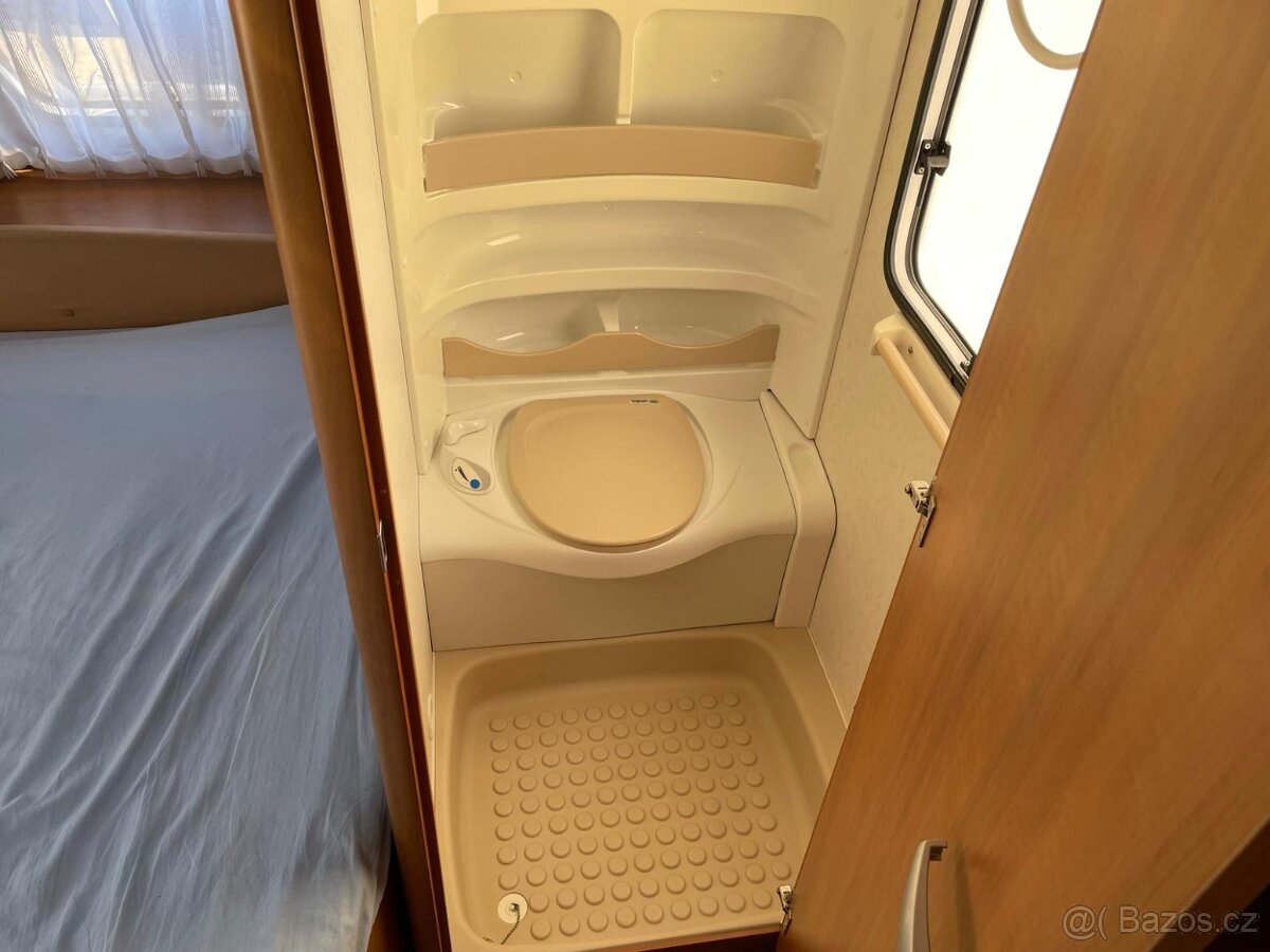 Hobby Excellent 560, EL.POJEZD, BOJLER, SPRCHA, MARKÝZA - 10