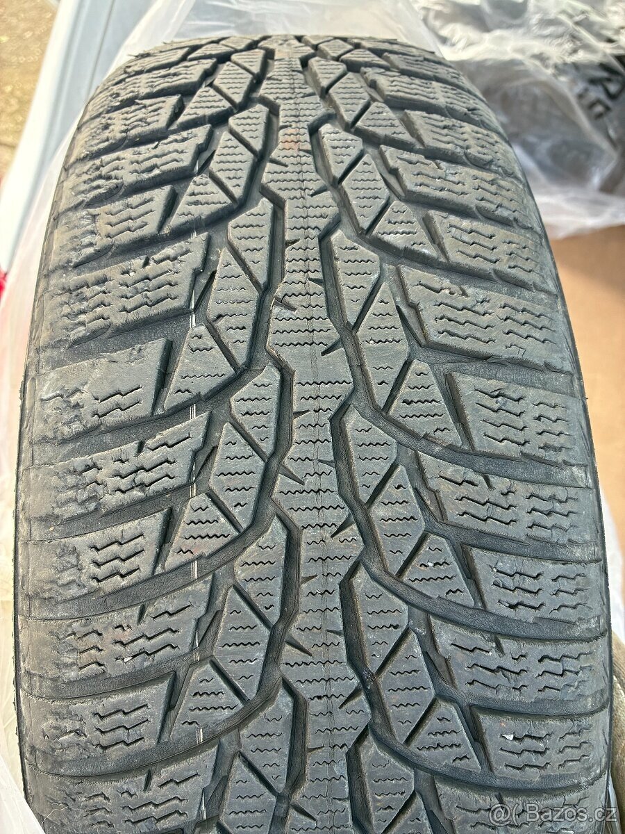 Disky s pneu M+S Nokian R15 195/65, plecháče 4 ks - 10