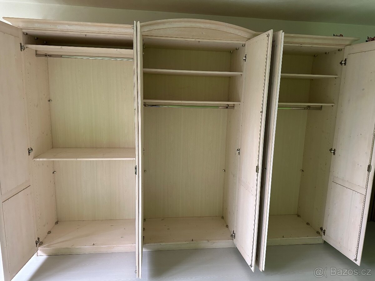 Jitona VENETO, bílá, celomasiv, 2KOMODY - 10