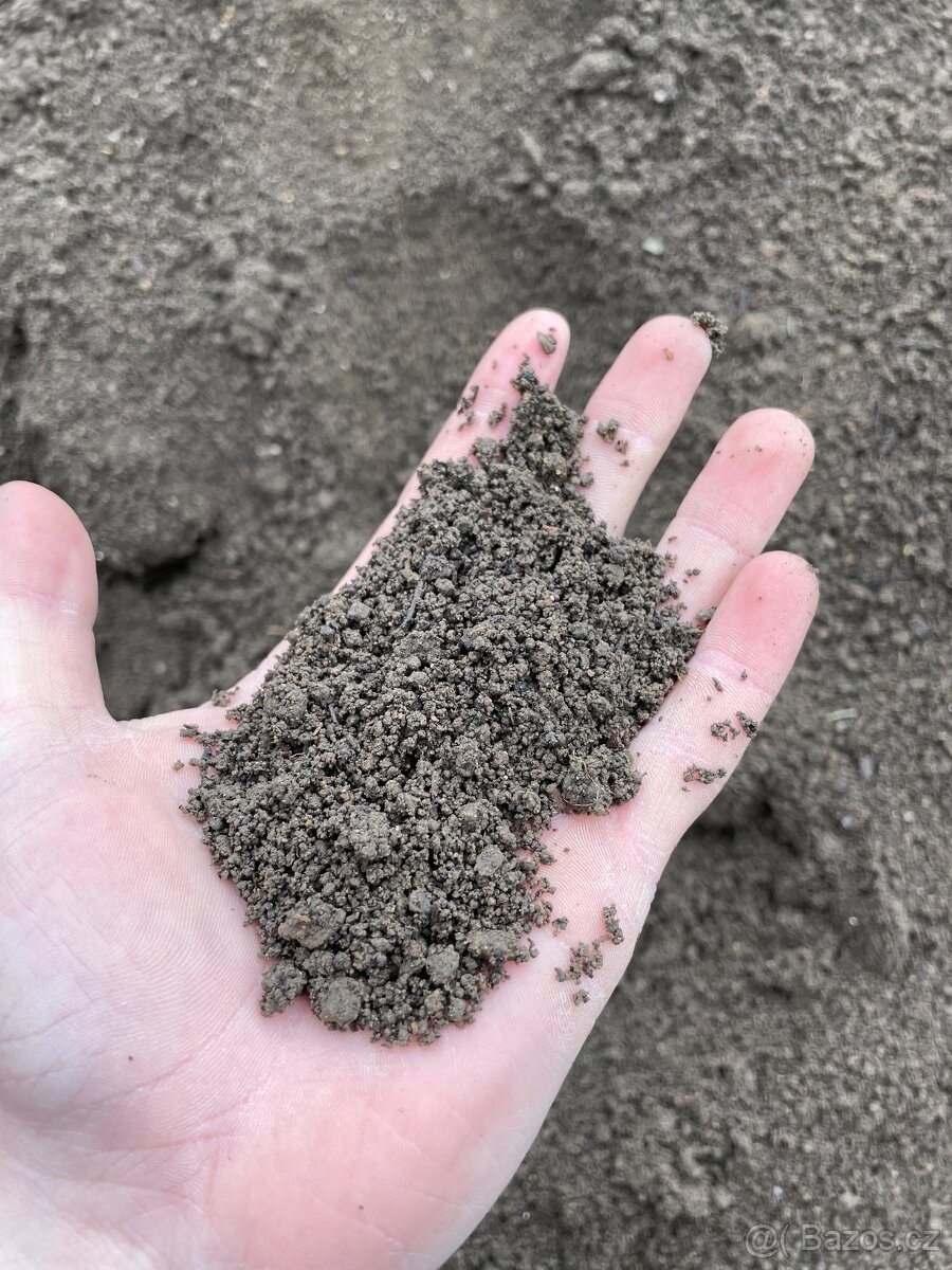 Kompost tříděný, netříděný, prosátá zemina - 10
