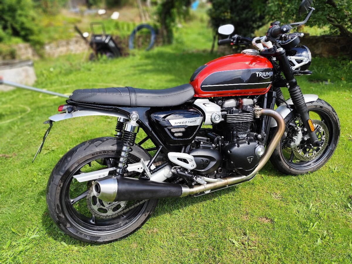 TRIUMPH SPEED Twin 1200 - 10
