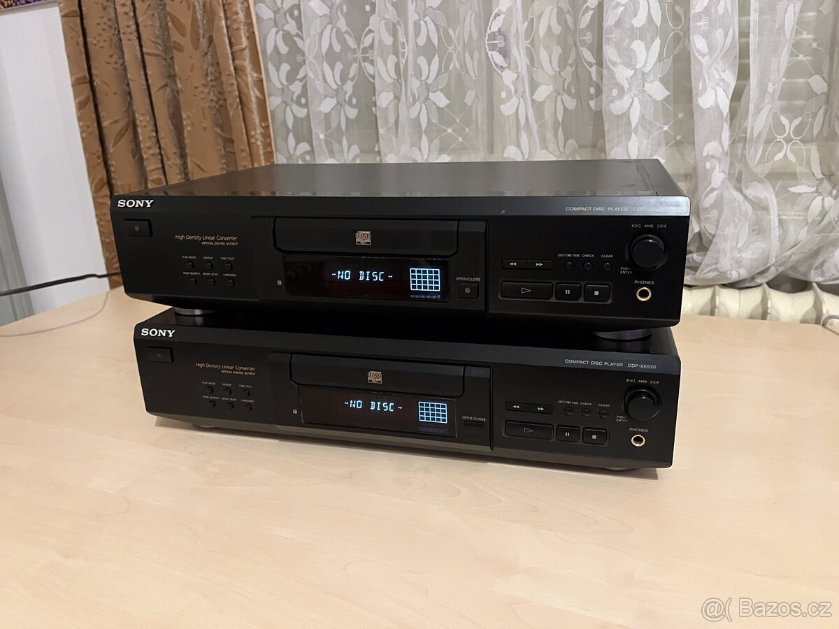 2x Sony CDP-XE530 CD player - 10