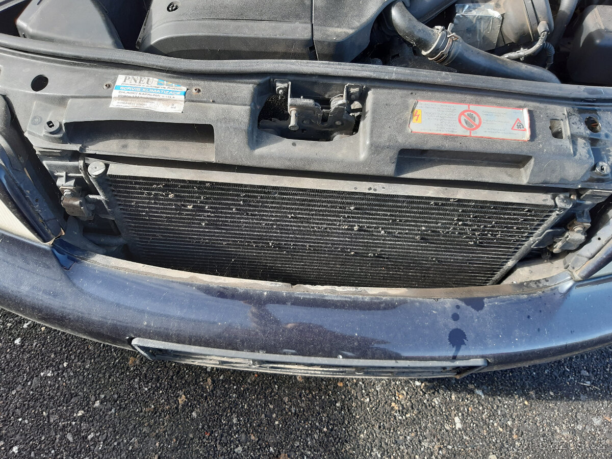 Audi A4 1,8 20V 1999 Avant - díly - 10