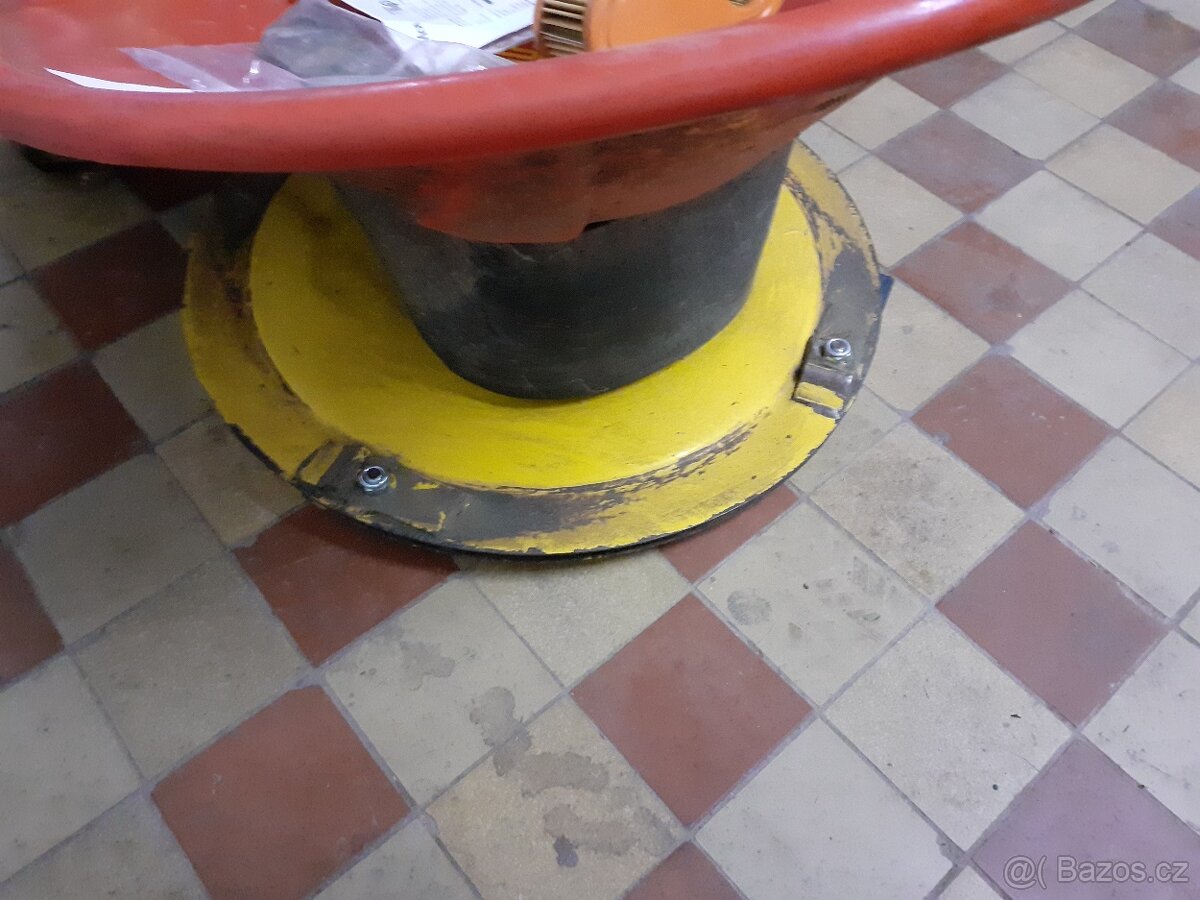 Rotační motorová bubnová sekačka s pojezdem - 10