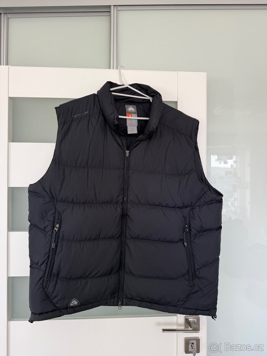 Značkové bundy /vesty - 10