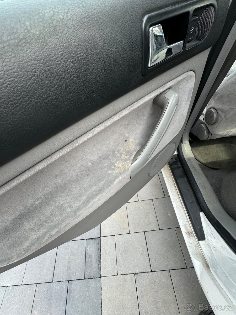 Golf IV, 1.9 TDI 66 kw - 10