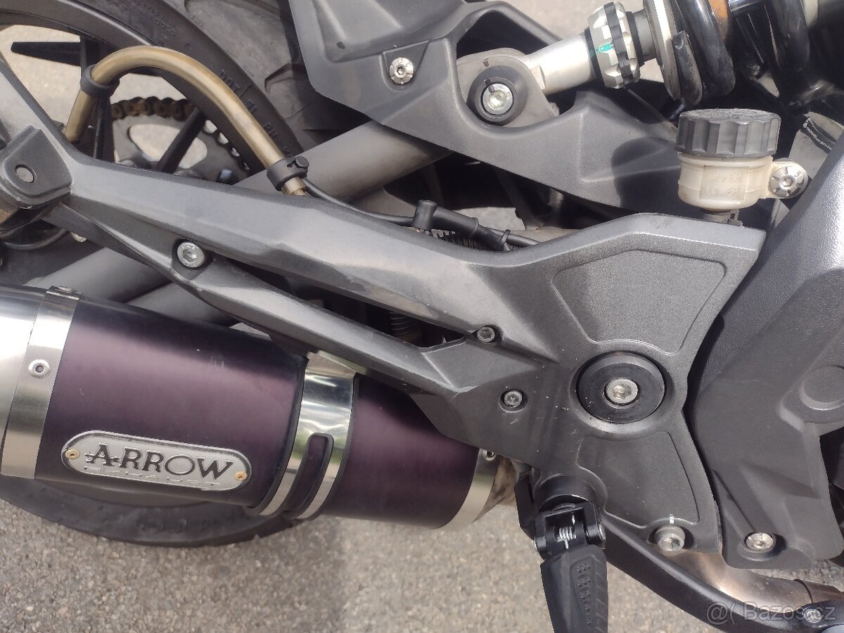 Benelli BN 302 A2 28 kW r. 2015 - 10