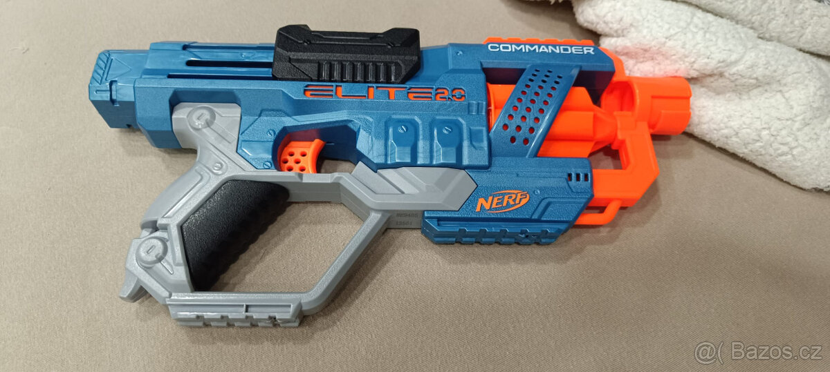 Pistole NERF - 10