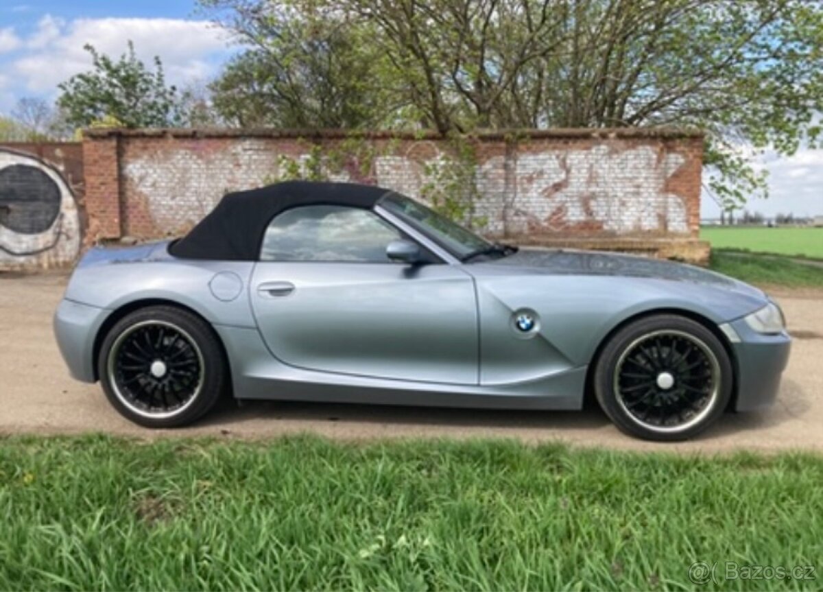 BMW 2.5si 160 kW FACELIFT – AUTOMAT, PÁDLA - 10