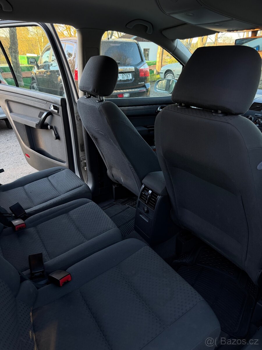 Volkswagen touran - 10