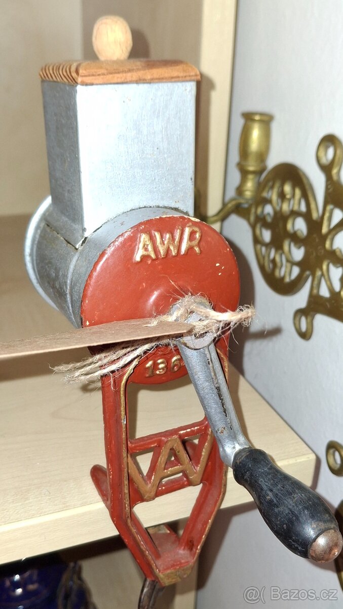 Staré mlýnky na mák - rozprodej sbírky - 10