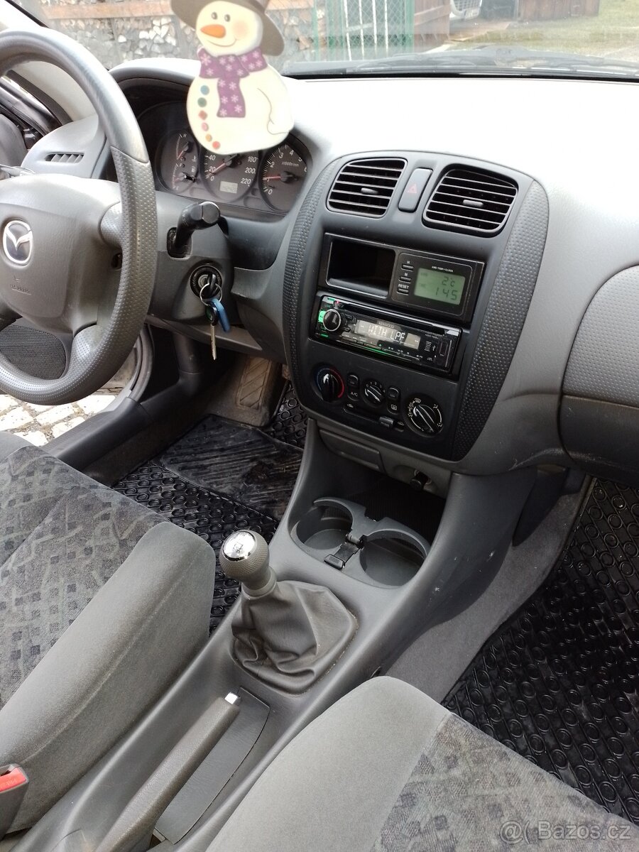 Mazda 323 LPG eko poplatek zaplacen - 10