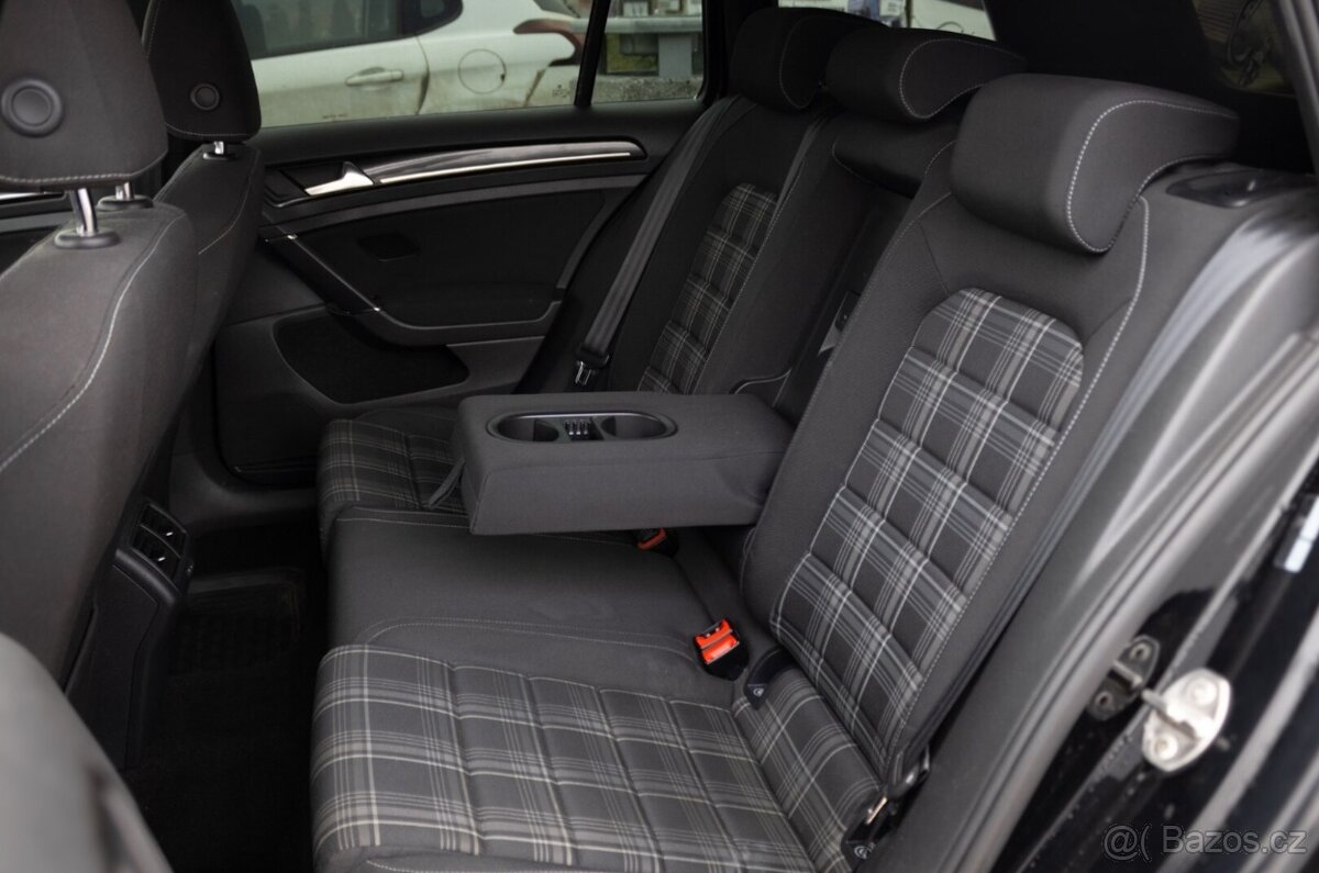 Volkswagen Golf Variant GTD 2.0 - 10