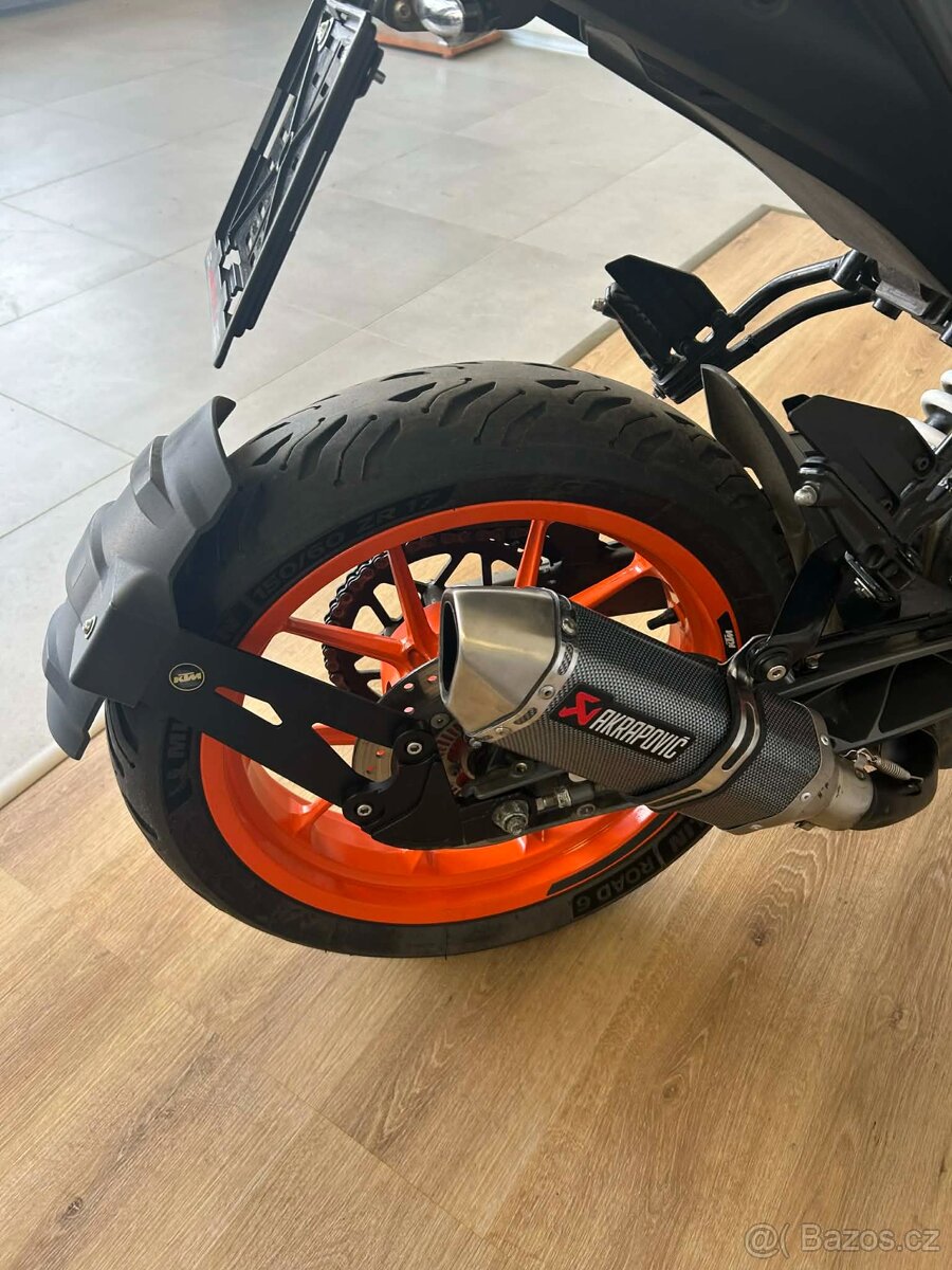 KTM 125 Duke 2021 - 10