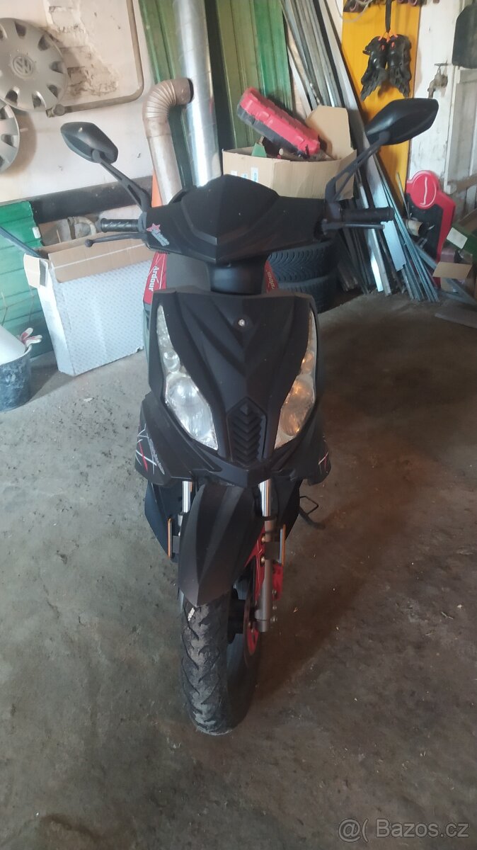 MAXON ARDOUR 125 ccm³ skútr - 10