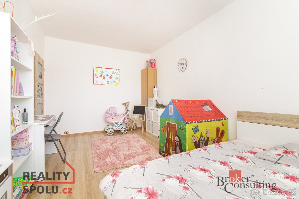 Převod dr. podílu, byty/2+kk, 49 m2, Dr. E. Beneše 102/22, 7 - 10