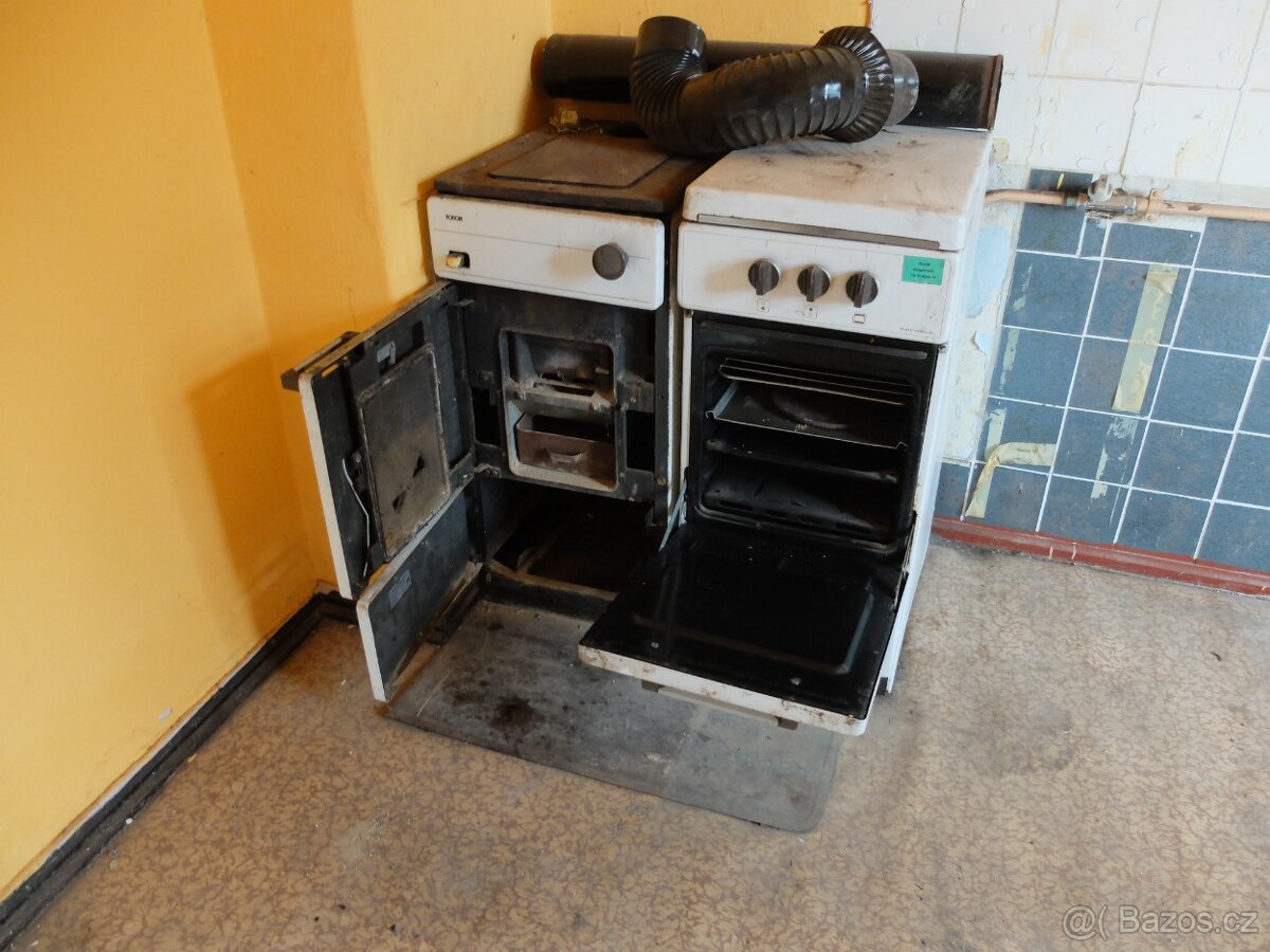 Litinová kamna Foron 4,4 kw + další 3,7 a 4,6 kw - 10