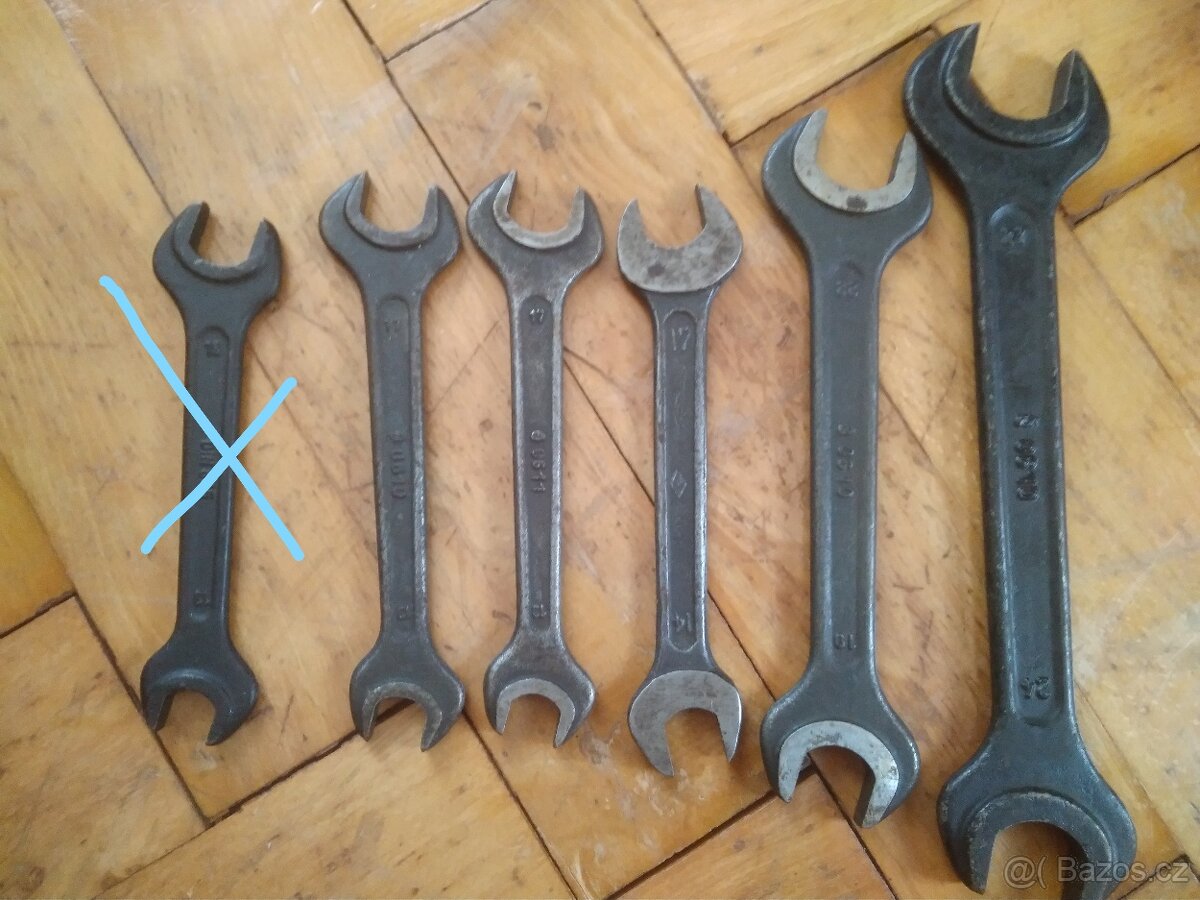 spojovací materiál a jiné - 10