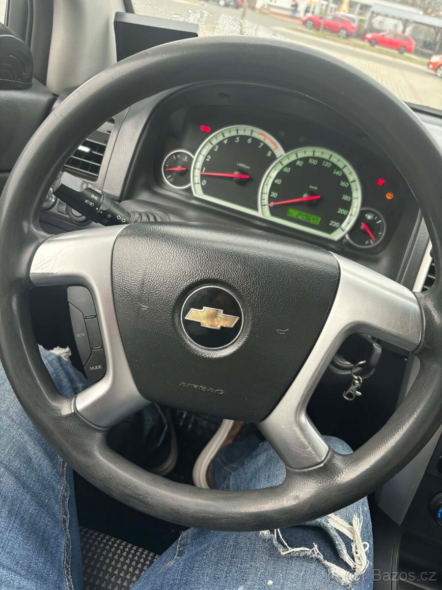 Chevrolet Captiva - 10