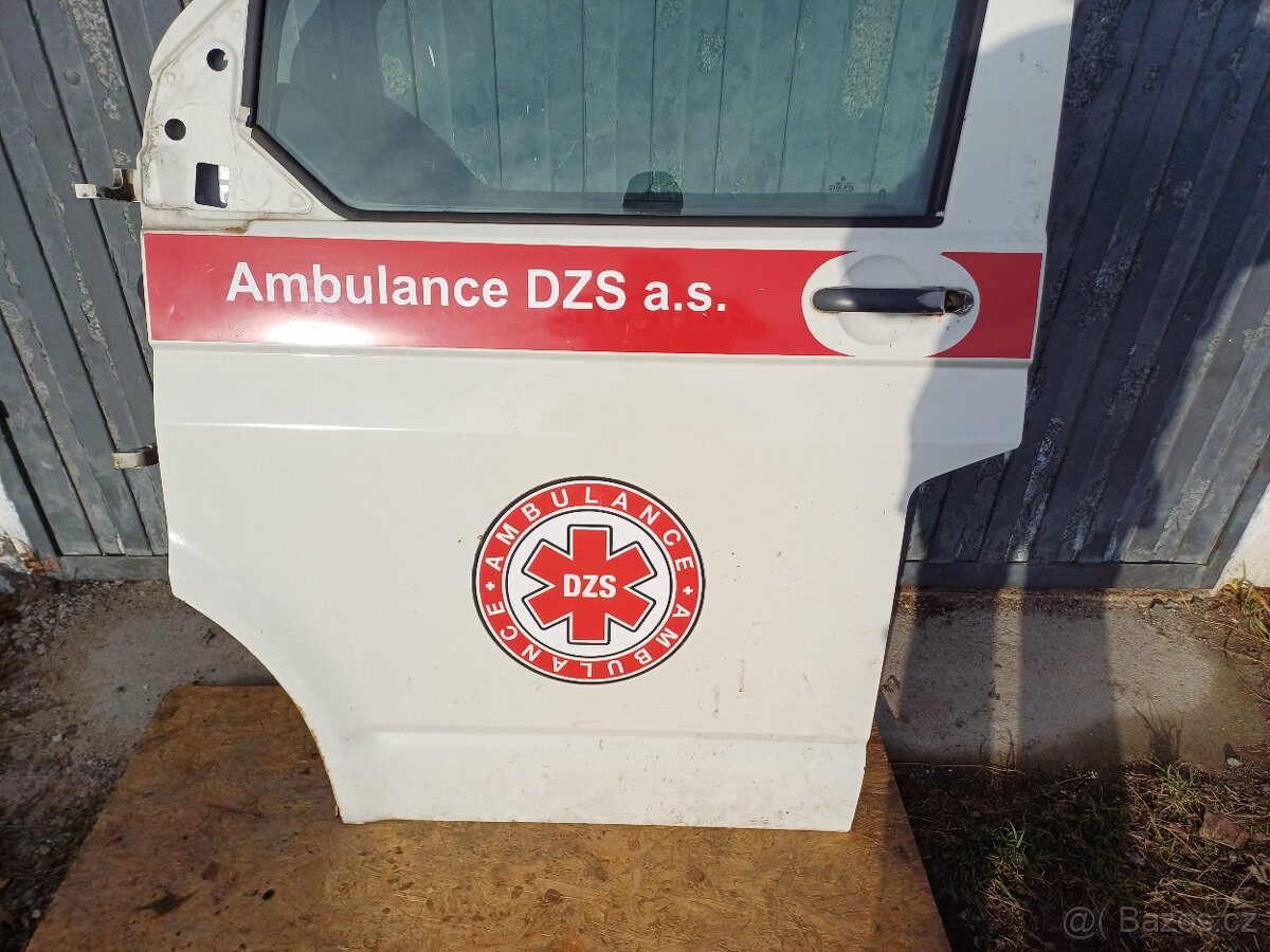 Levé přední dveře Volkswagen T5 - 10