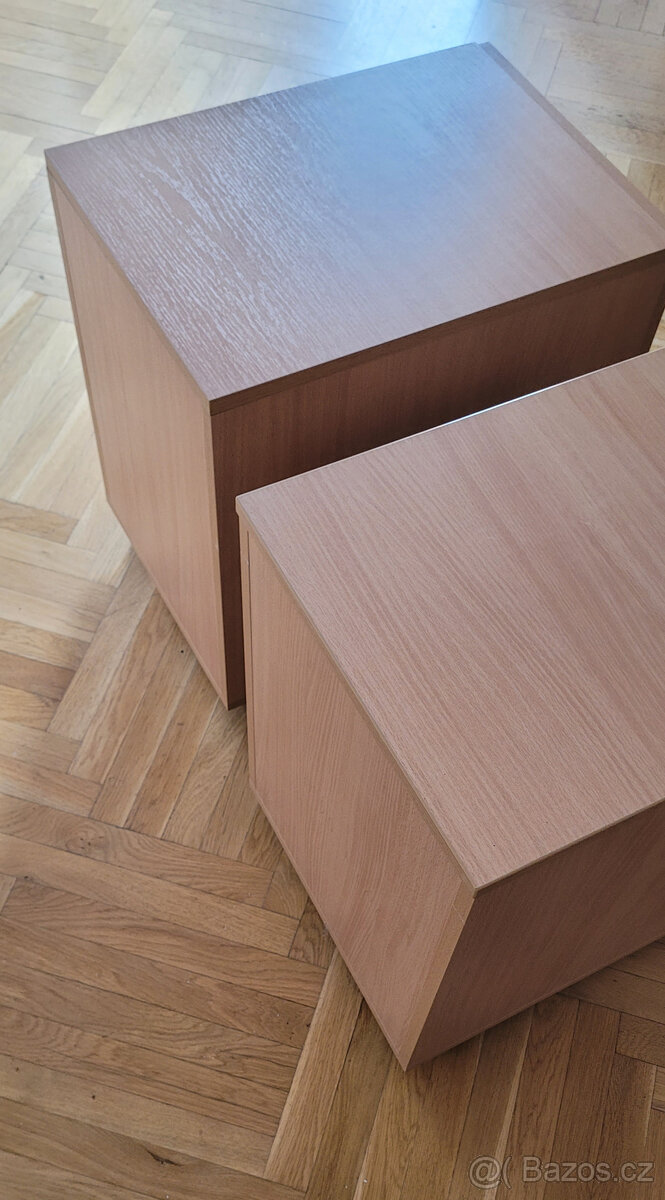Velký psací stůl z lamina + 2x pojízdné šuplíky pod stůl - 10