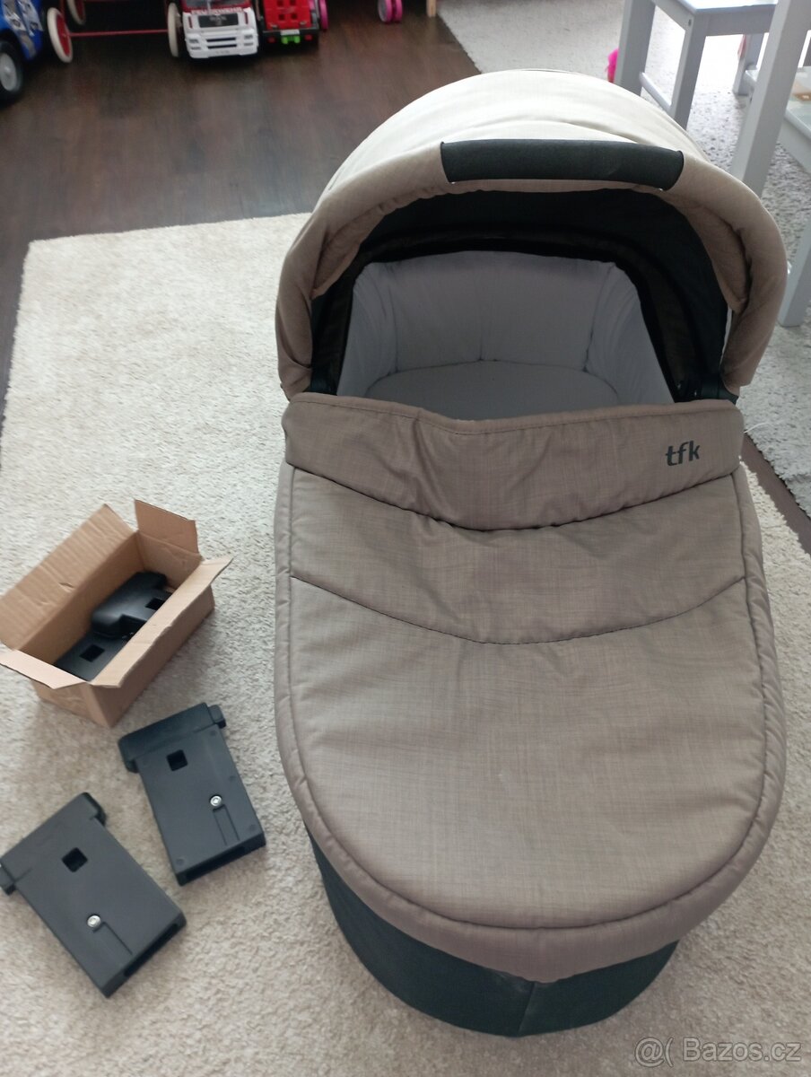Sportovní kočárek zn.TFK - 10