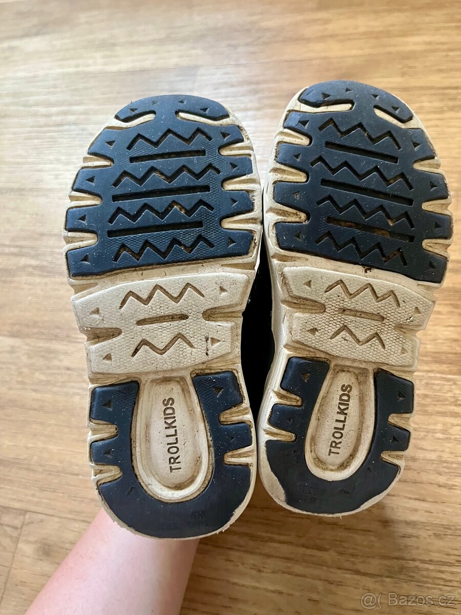 Boty Trollkids - 10