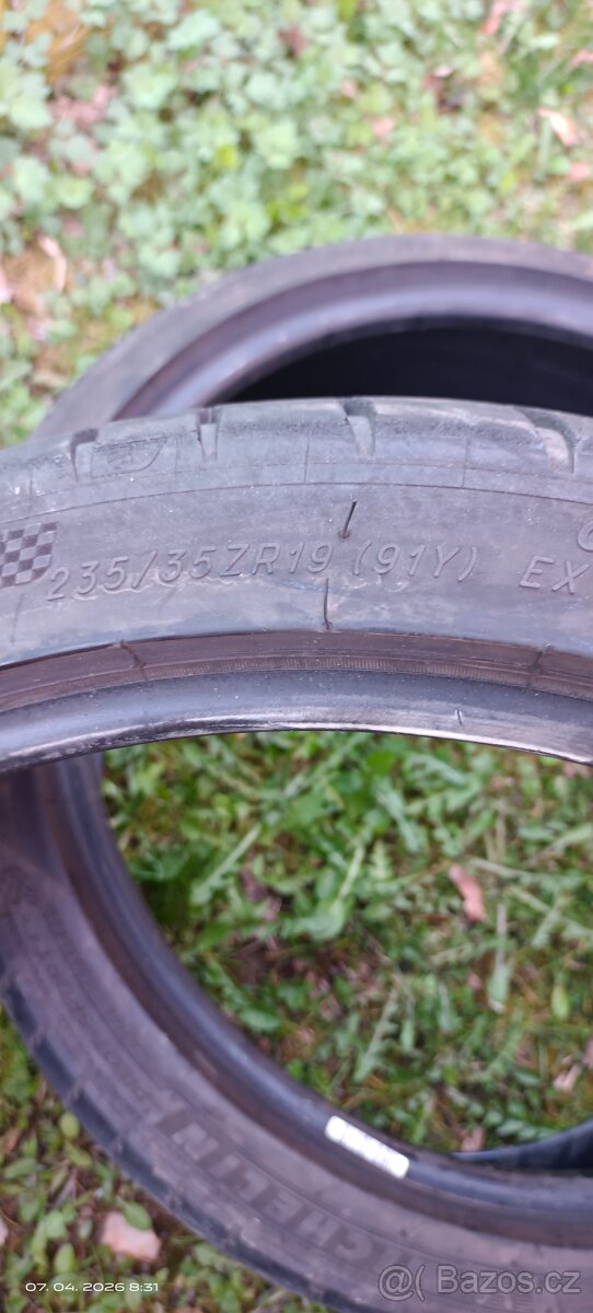Prodám 4x letní 235/35R19 - 10