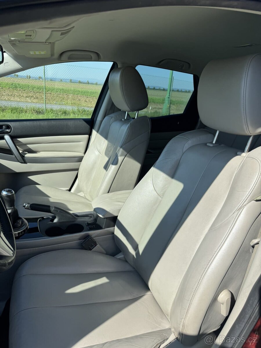 Mazda CX7 Revolution max výbava - 10