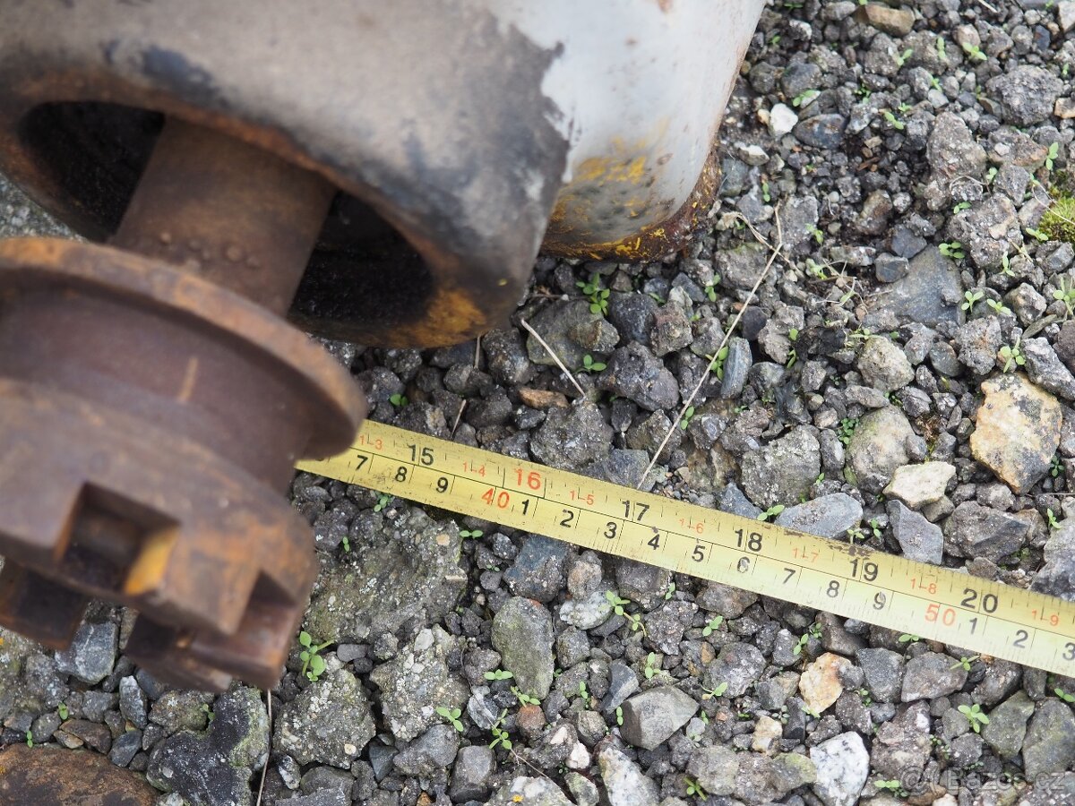 Úhlová převodovka převod - malotraktor - 10