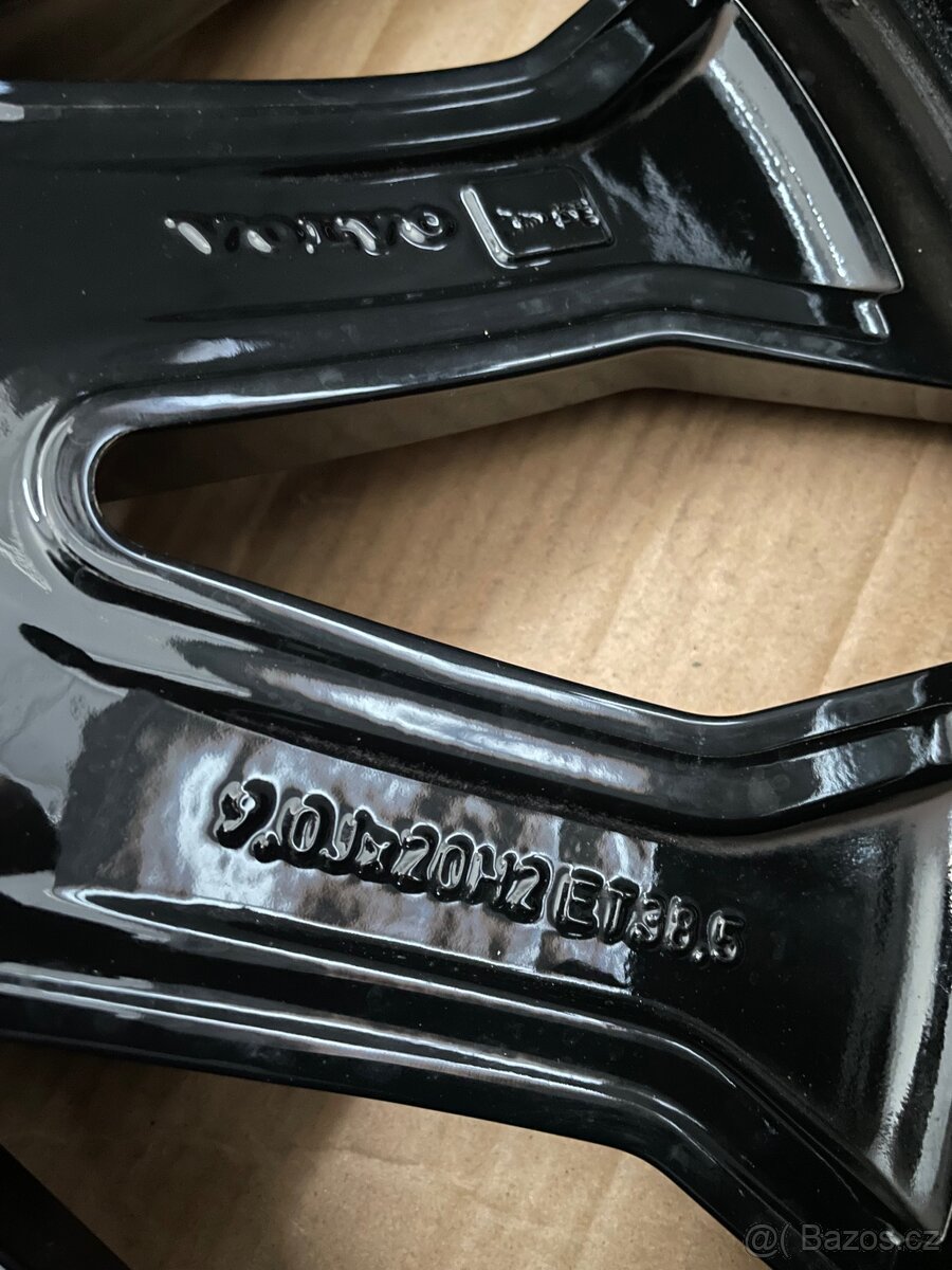 Original alu Volvo XC90 II r20 + Conti 275/45/20 - 10