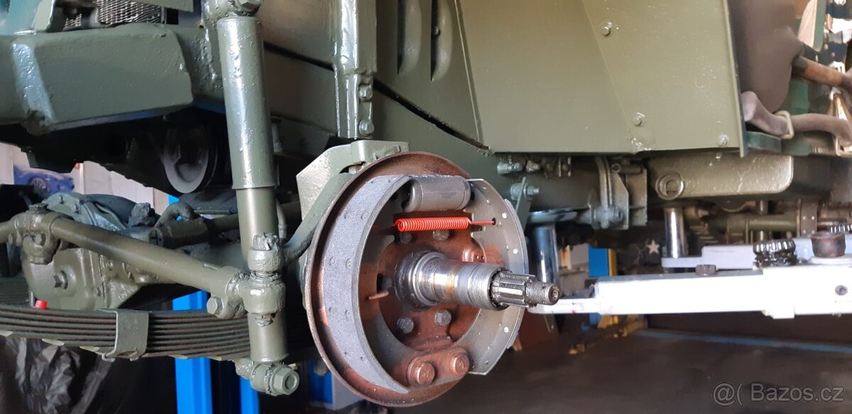 Prodám Jeep Willys - 10