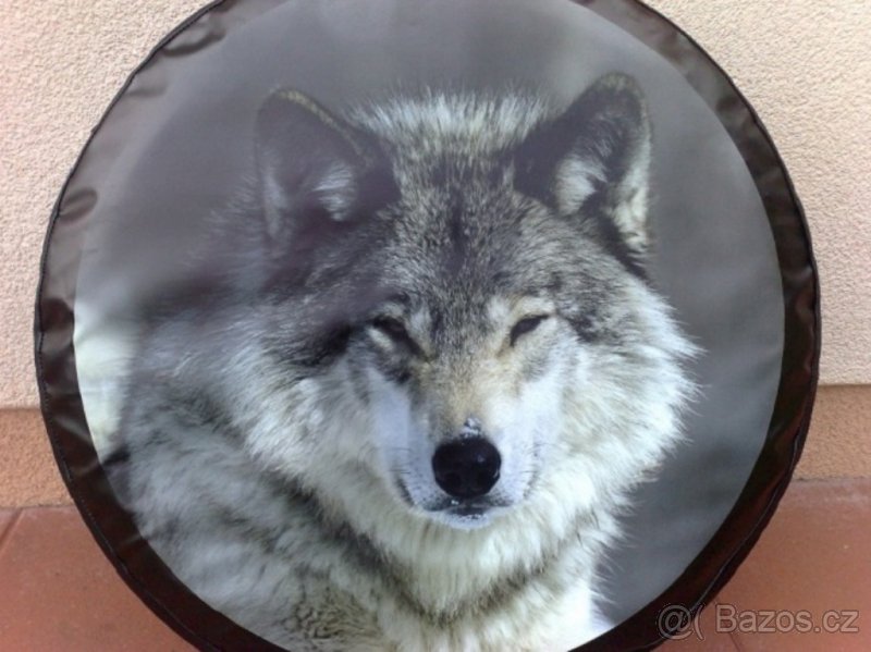 Mazda - kryt na rezervu kolesa - 10