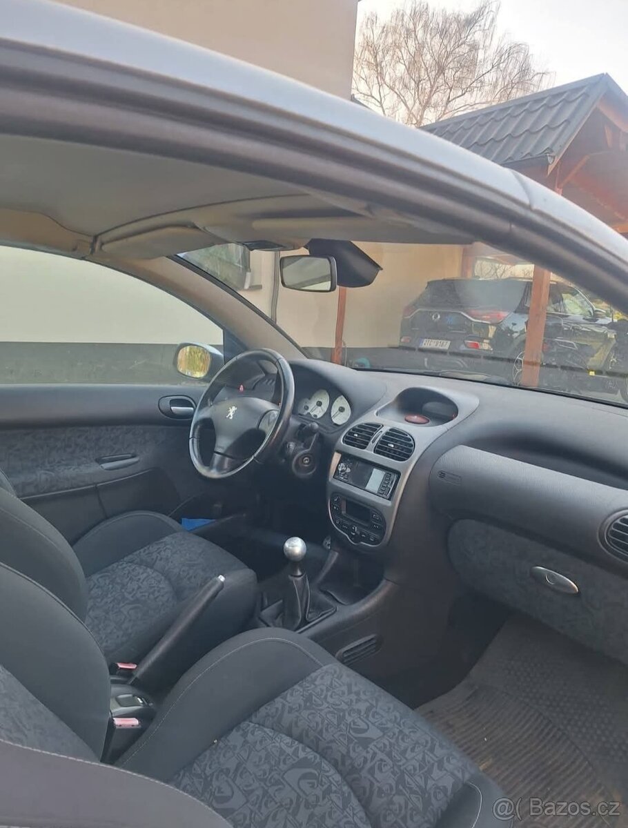 Peugeot 206cc - 10