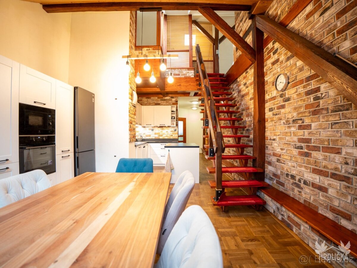 Mezonetový byt - 10