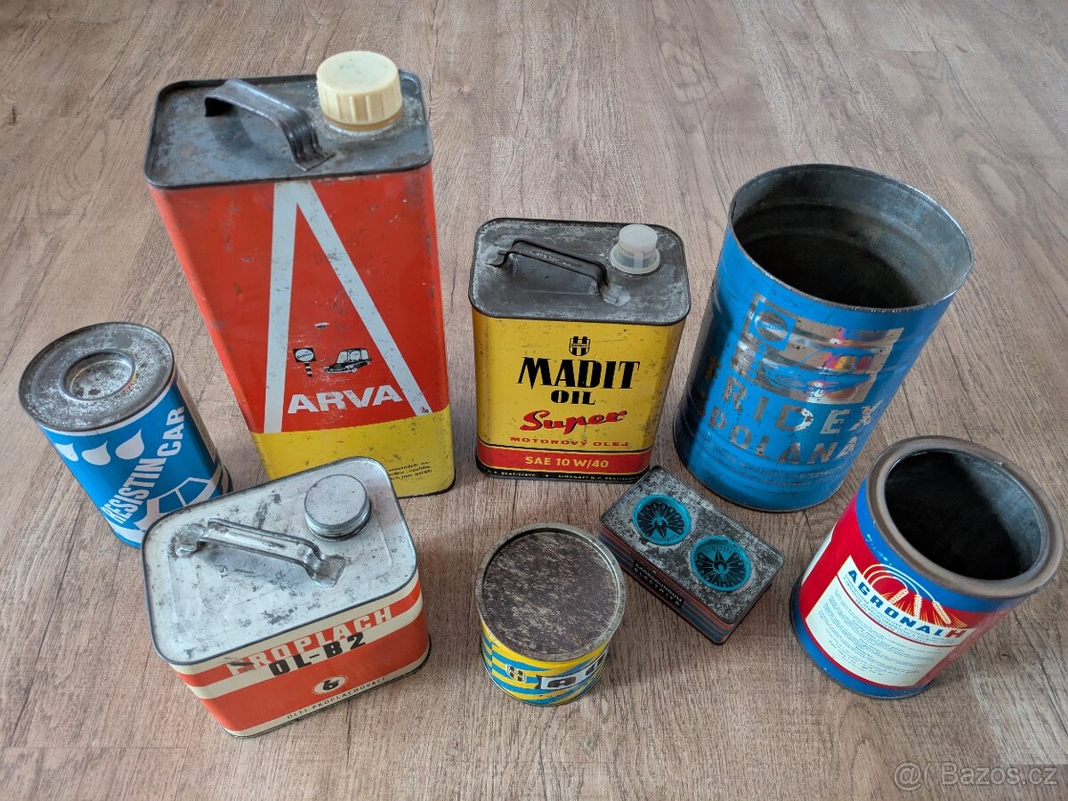 Staré plechovky, hasičáky a doplňky do veteránů - 10