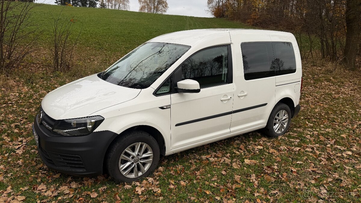 VW CADDY 2.0TDI 75kw -TEMPOMAT-MANUÁL-KLIMA - 10